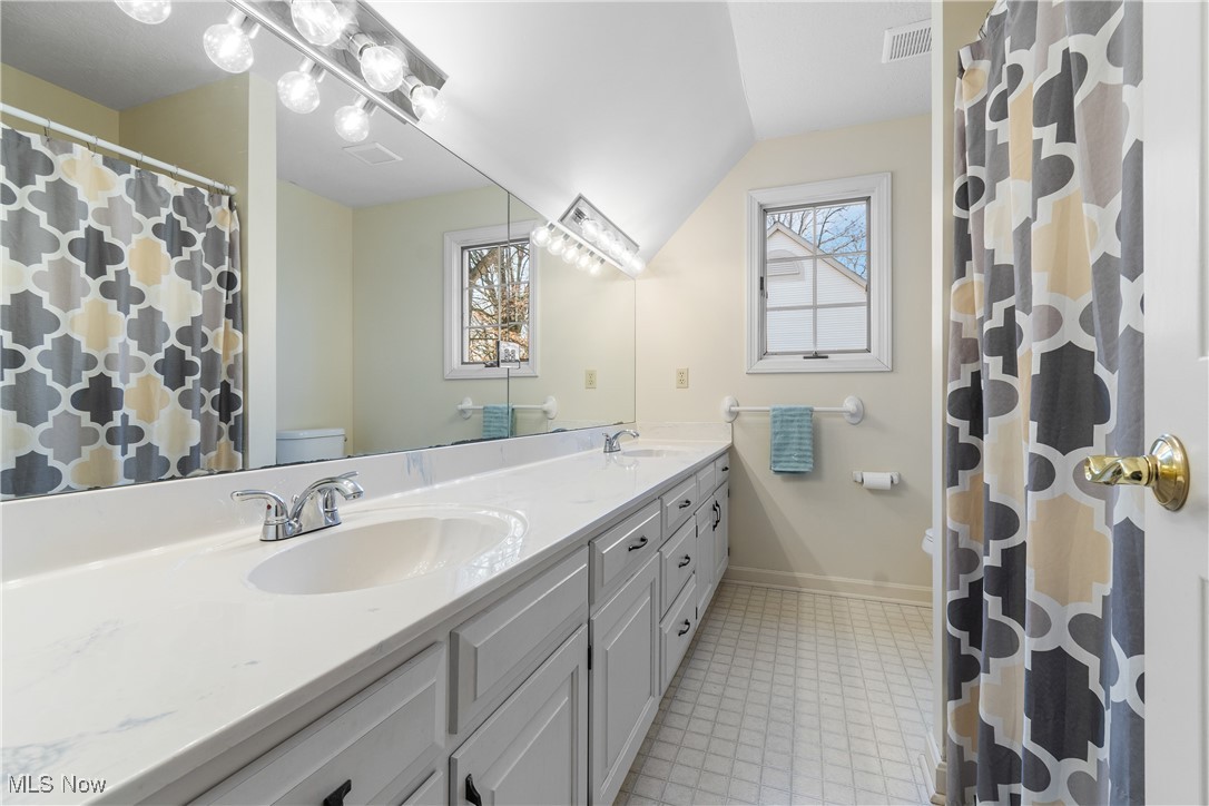 5197 Dungannon Circle, Canton, Ohio image 26