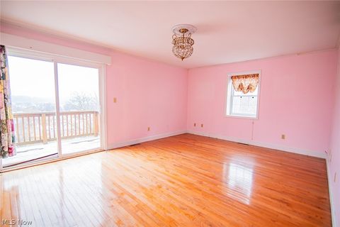 Tiny photo for 32 Ashwood Place, Vienna, WV 26105 (MLS # 5174701)