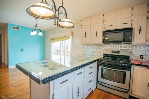 Tiny photo for 32 Ashwood Place, Vienna, WV 26105 (MLS # 5174701)