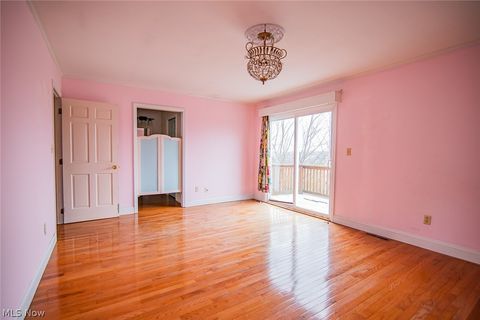 Tiny photo for 32 Ashwood Place, Vienna, WV 26105 (MLS # 5174701)