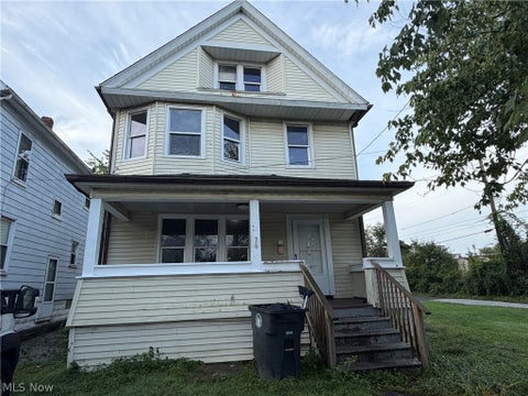 Homes For Rent - 36 Cole Avenue<br/> Akron, OH 44301