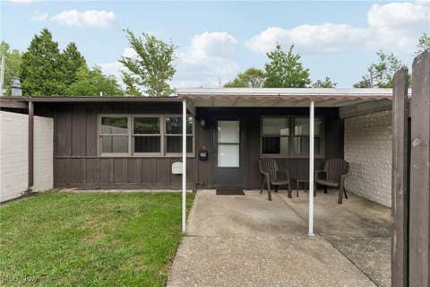 Photo for 39 Greenfield Court