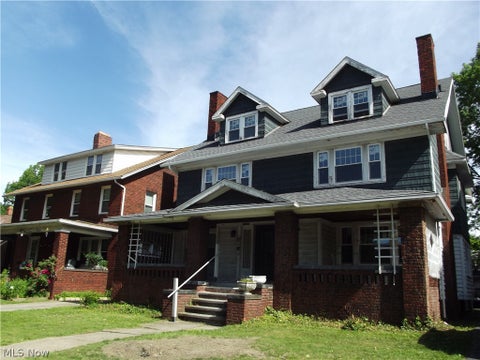 Photo of 13109 Cedar Road, Cleveland Heights, OH 44118 (MLS # 5255709)