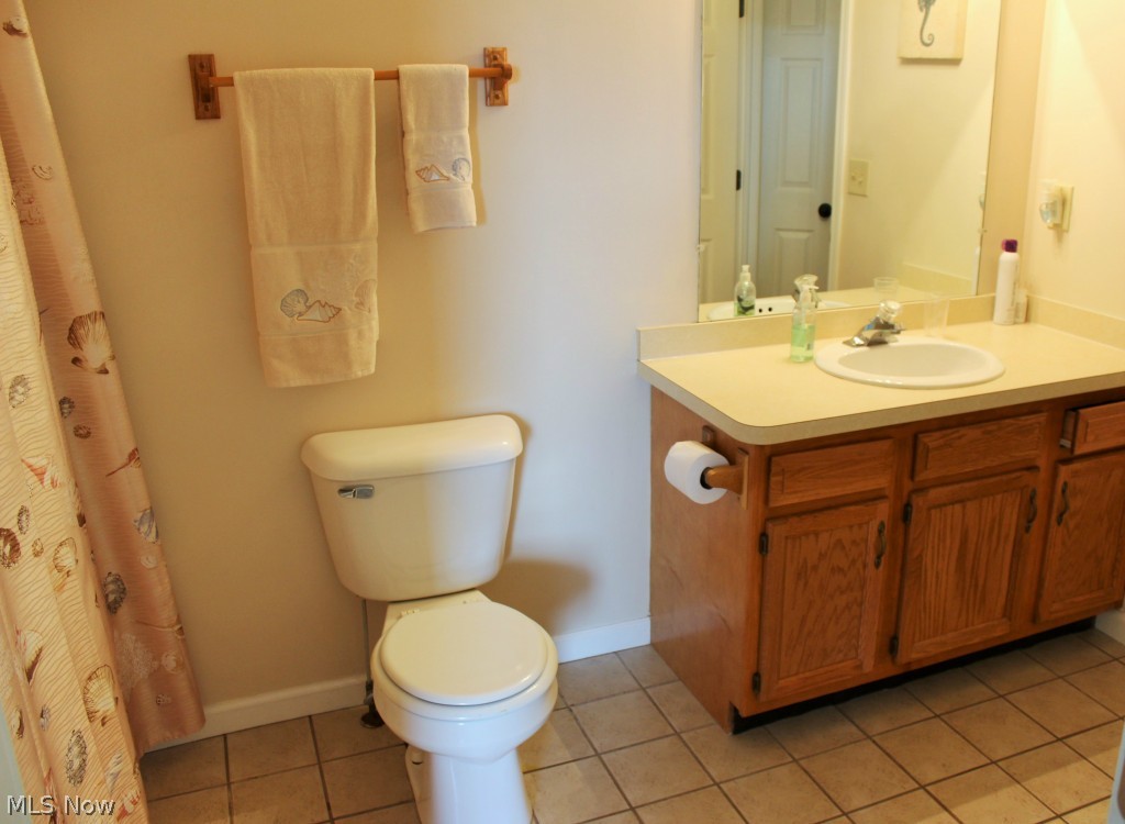 Hilltop Terrace Condo - Residential