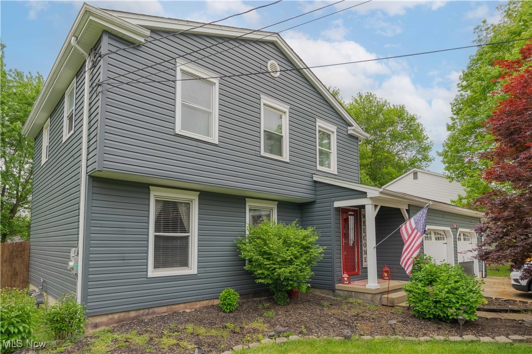134 Mayflower Drive, Youngstown, Ohio image 2