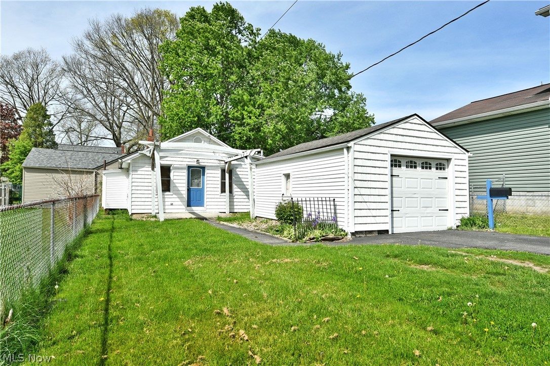 Maple Grove - Residential