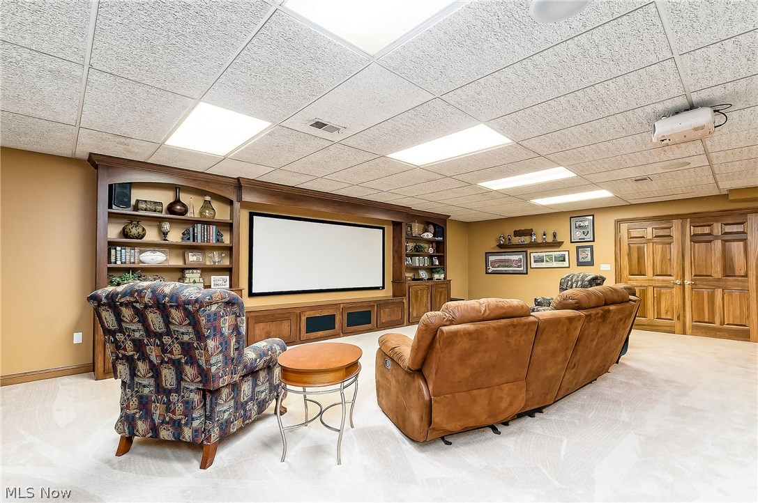 Refuges Lands - Residential