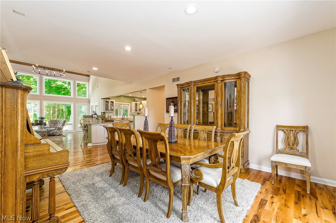 Refuges Lands - Residential