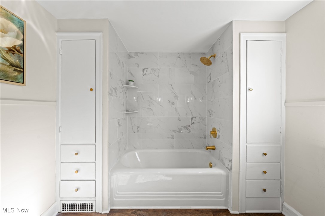 City/Louisville - Residential