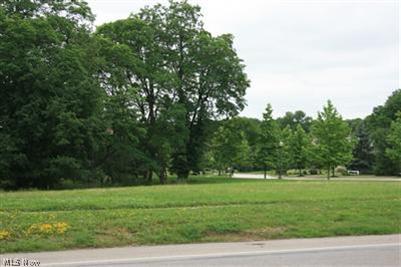 Lighton on Main - Land