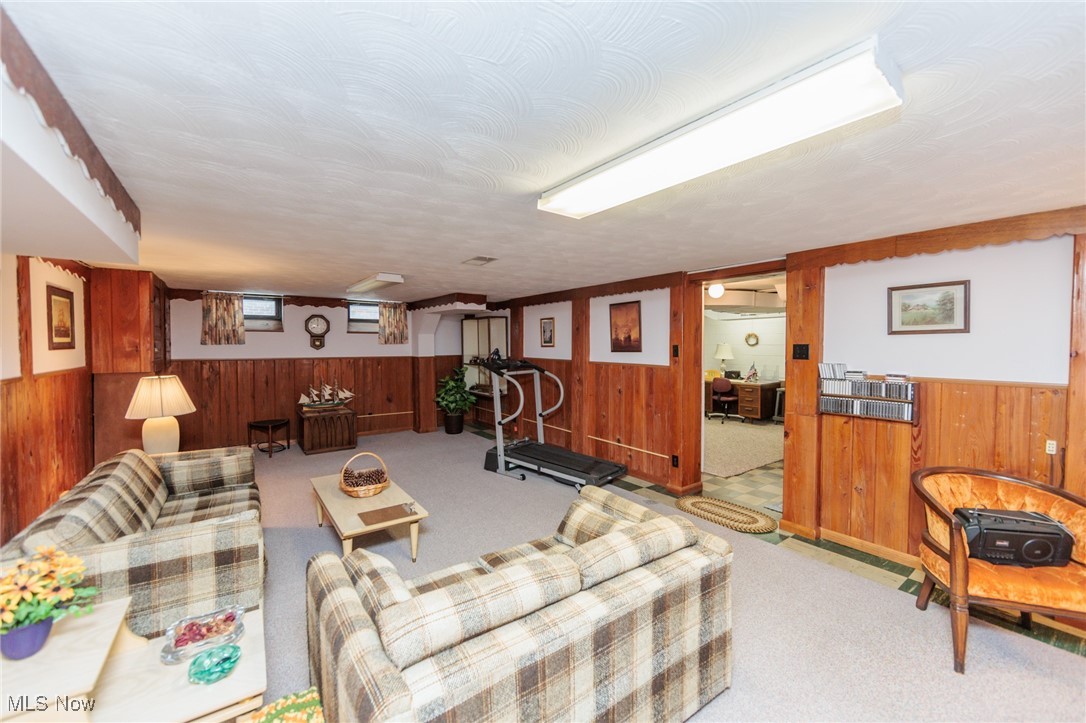 Ridgewood 02 - Residential