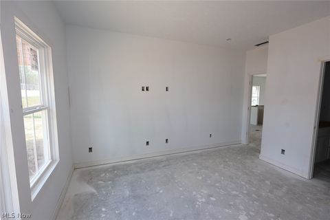 Tiny photo for 5095 Shepherds Glen GLN, Willoughby, OH 44094 (MLS # 5221646)