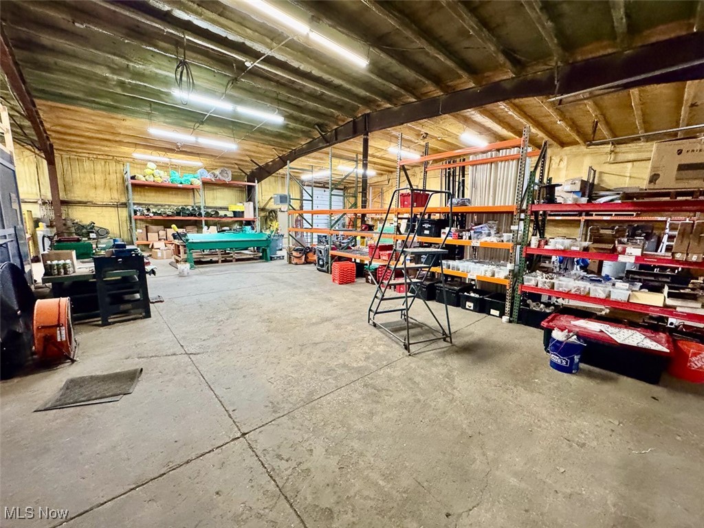 Akron 10 - Commercial Sale