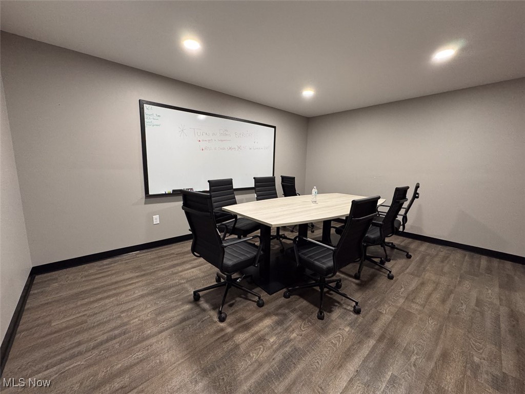 Akron 10 - Commercial Sale