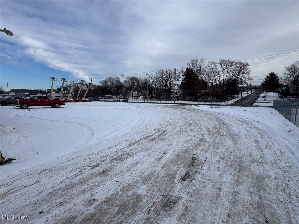 Akron 10 - Commercial Sale