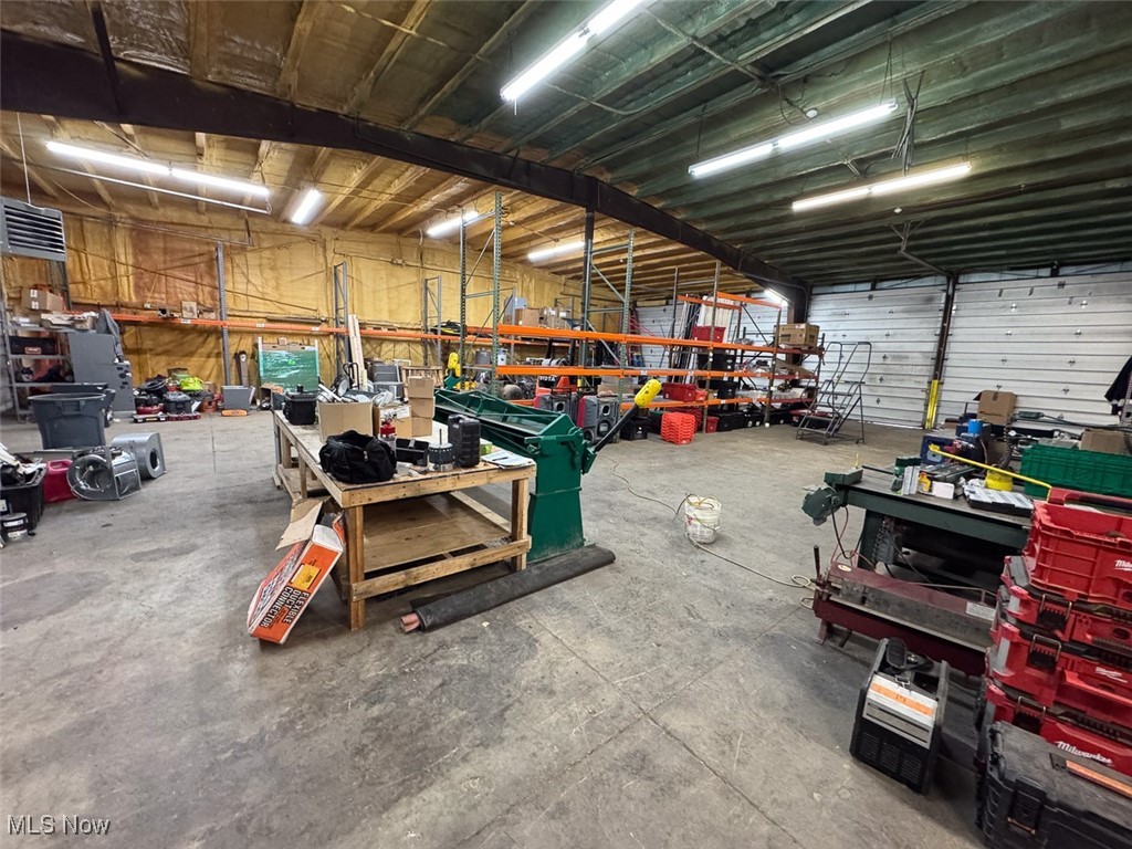 Akron 10 - Commercial Sale