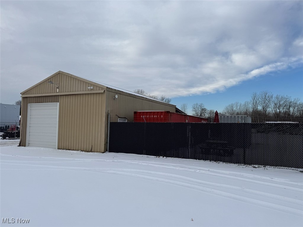 Akron 10 - Commercial Sale