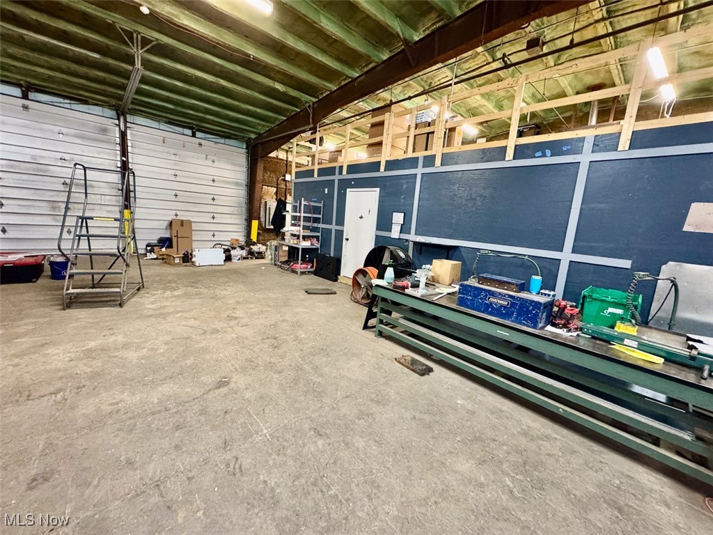 Akron 10 - Commercial Sale