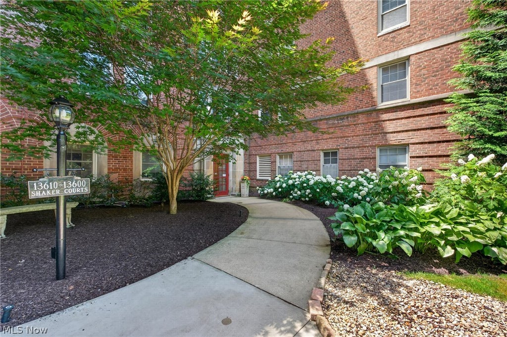 Photo of 13600 Shaker Boulevard #505, Shaker Heights, OH 44120 (MLS # 5223867)