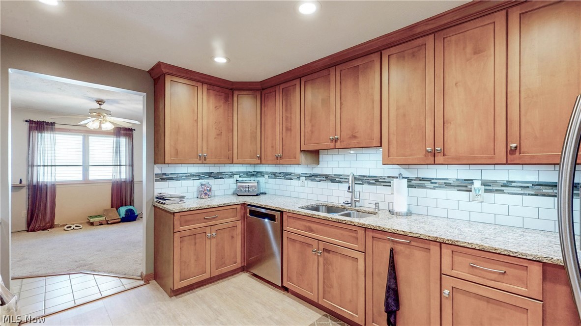 10216 Harmony Lane
