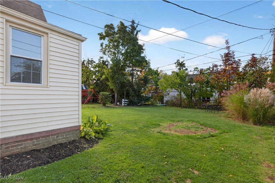 University Heights, Ohio 44118, United States, 3 Bedrooms Bedrooms, ,2 BathroomsBathrooms,Residential,Active,231139