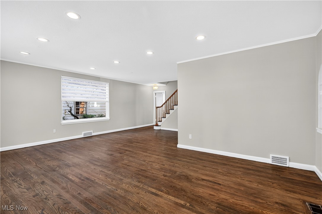 University Heights, Ohio 44118, United States, 3 Bedrooms Bedrooms, ,2 BathroomsBathrooms,Residential,Active,231139