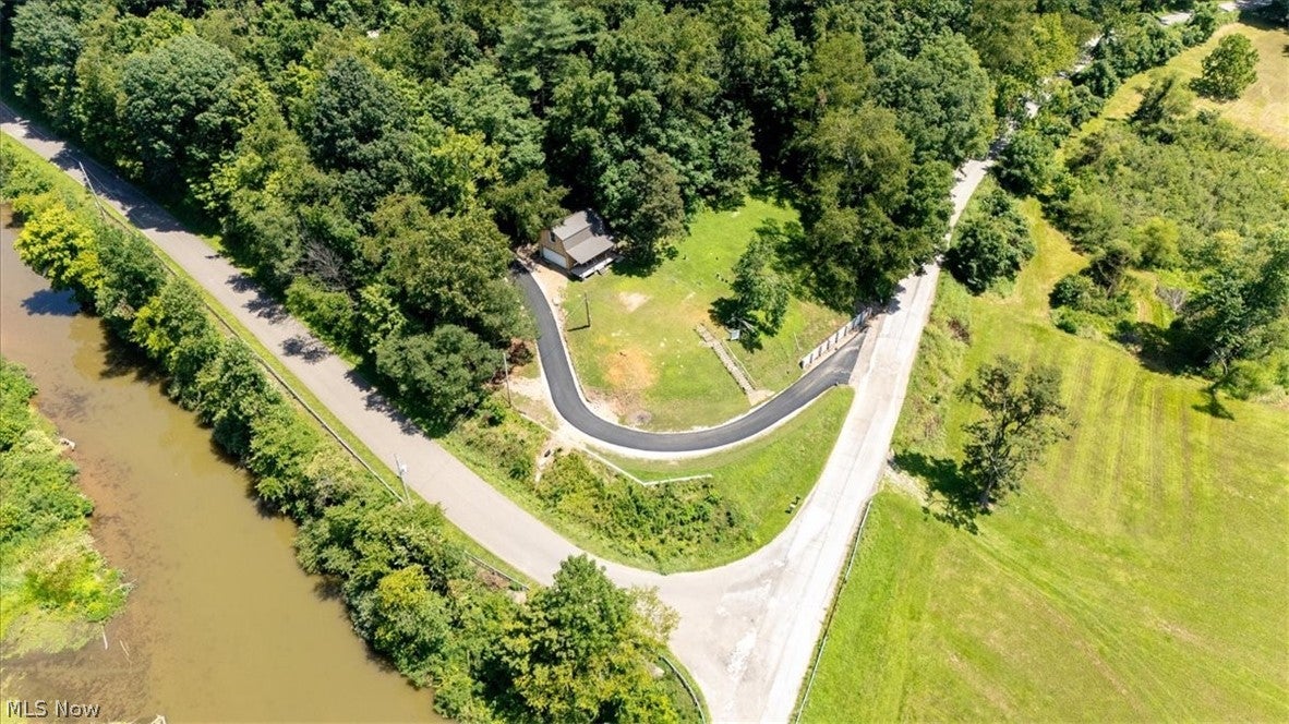 360 Newells Run Road