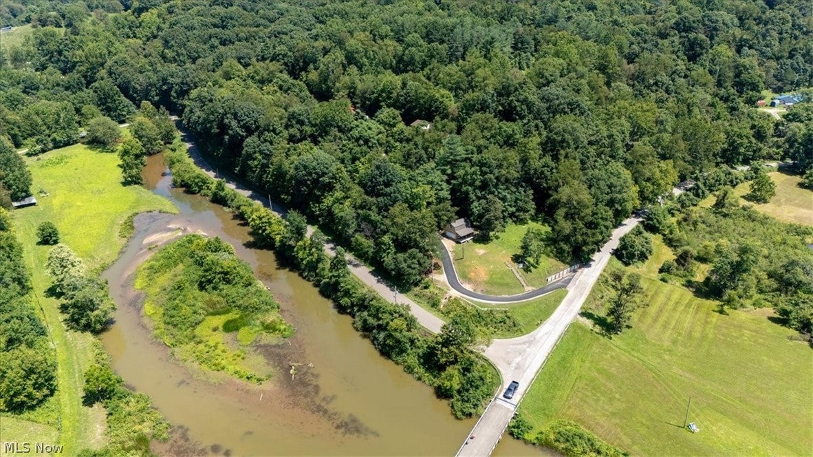 360 Newells Run Road