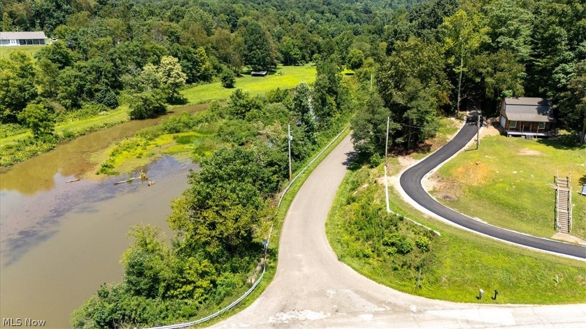 360 Newells Run Road