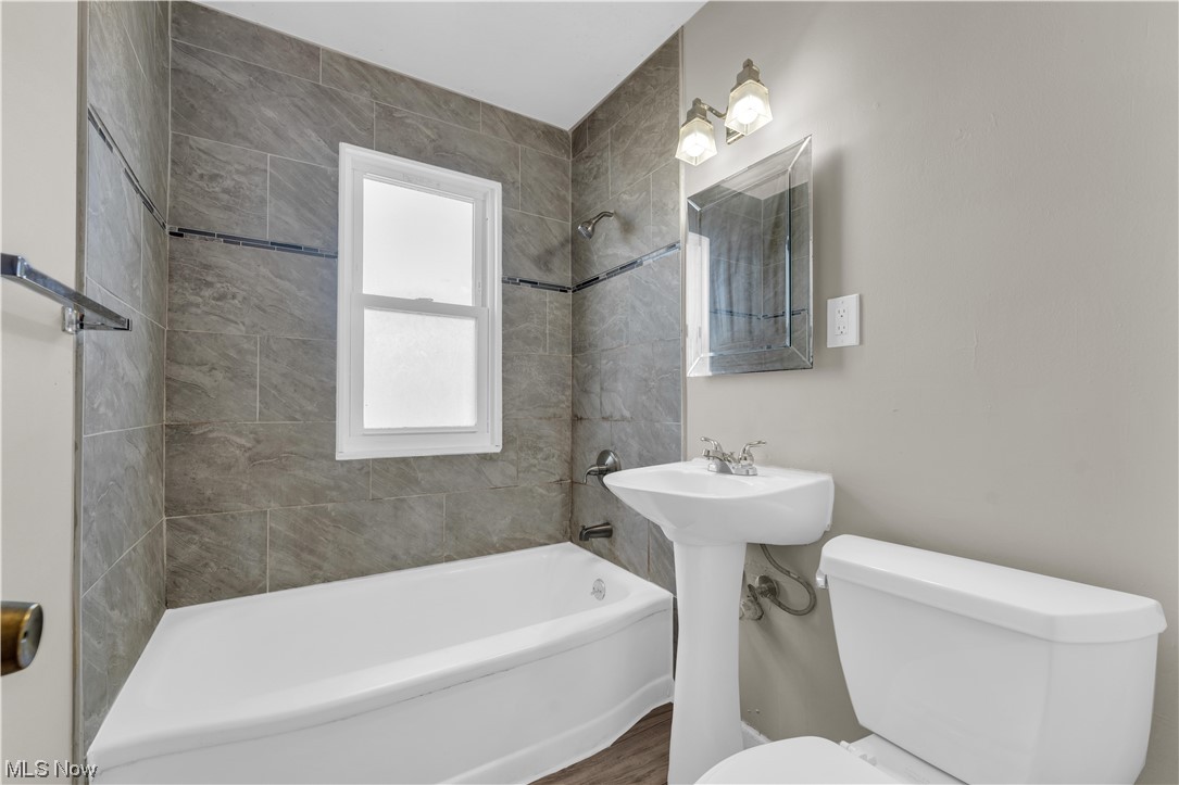 Independence 01 - Residential Lease