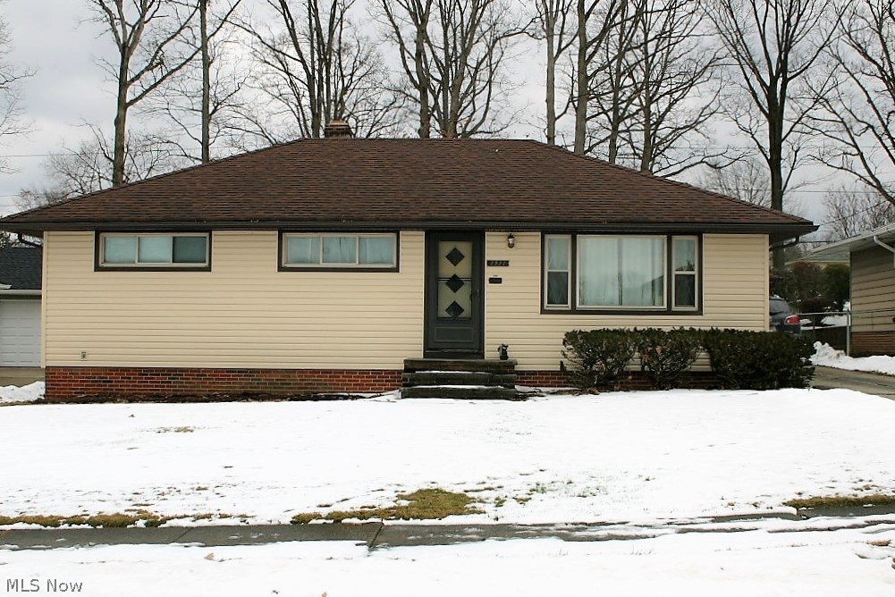 3 bedroom 1.5 bath ranch *Vinyl siding 2016* Gutters 2016*Kitchen remodeled 2016 with stainless steel appliances*Furnace and central air 2010*Roof (tear off) 2010*40x12 Finished basement with glass block windows*Hardwood floors*Newer garage door*60x160 fenced lot* All appliances stay including washer and dryer