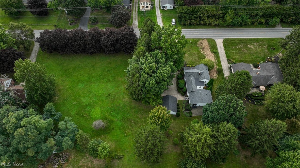 2842 Narrows Road