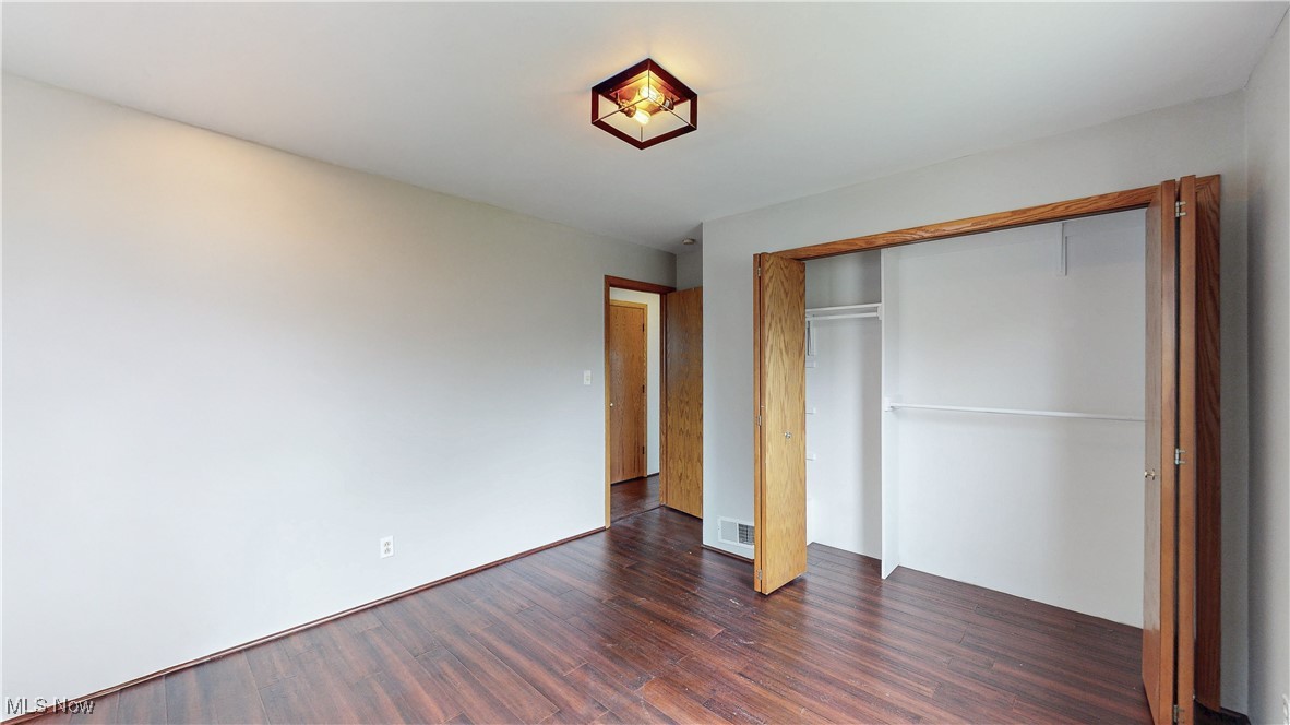 878 N Firestone Boulevard, Akron, Ohio image 13