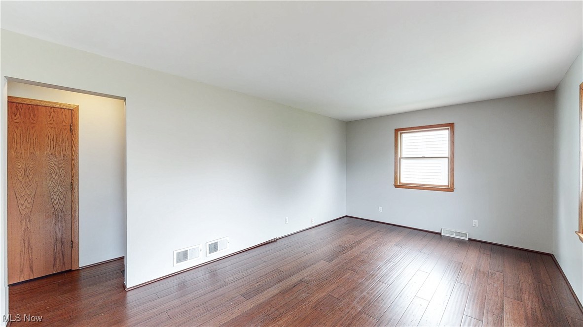 878 N Firestone Boulevard, Akron, Ohio image 3