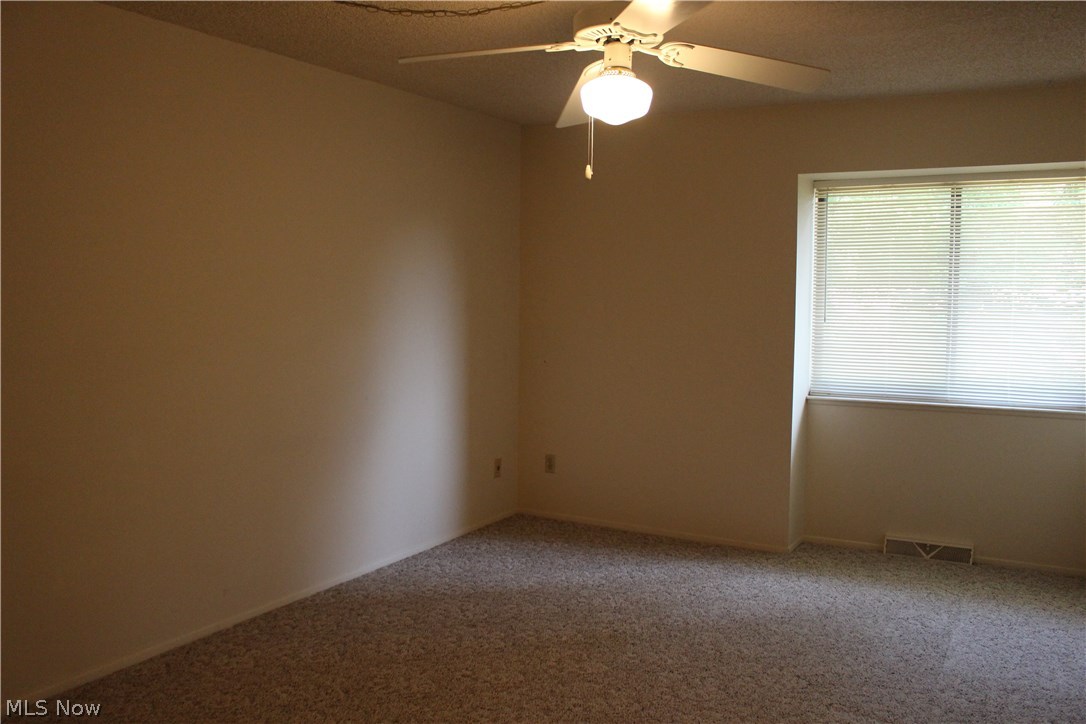 Hampton Woods - Residential