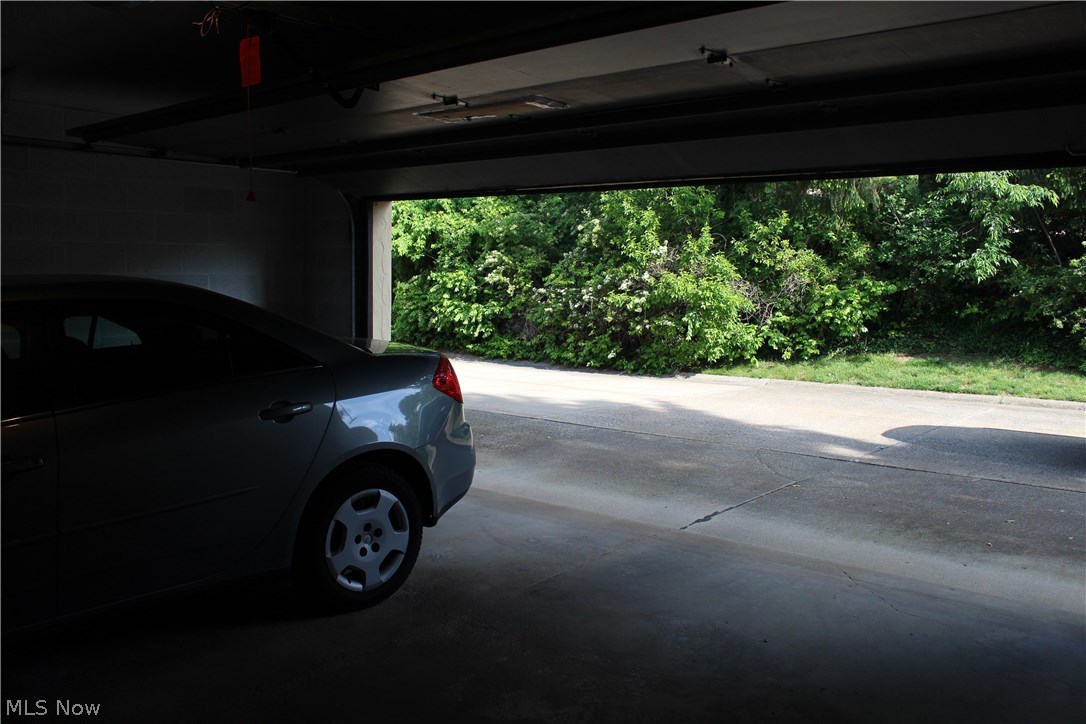 Hampton Woods - Residential