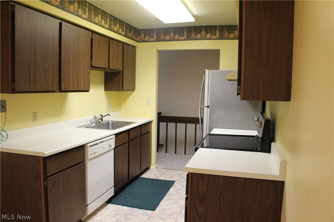 Hampton Woods - Residential