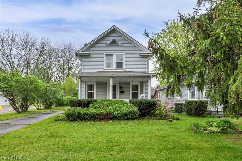 Photo of 639 Liberty Street, Painesville, OH 44077 (MLS # 5205980)
