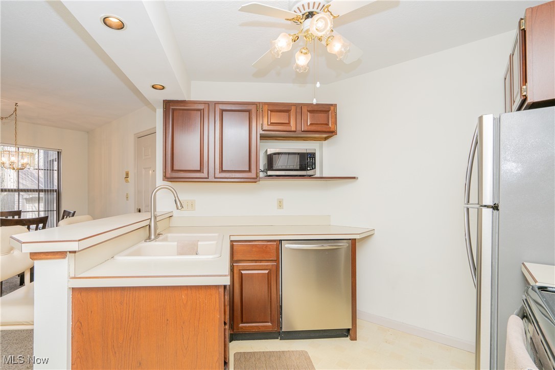 1253 Red Tail Hawk Court