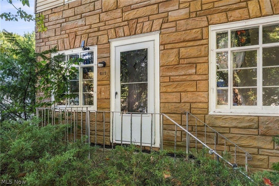 619 Garry Road