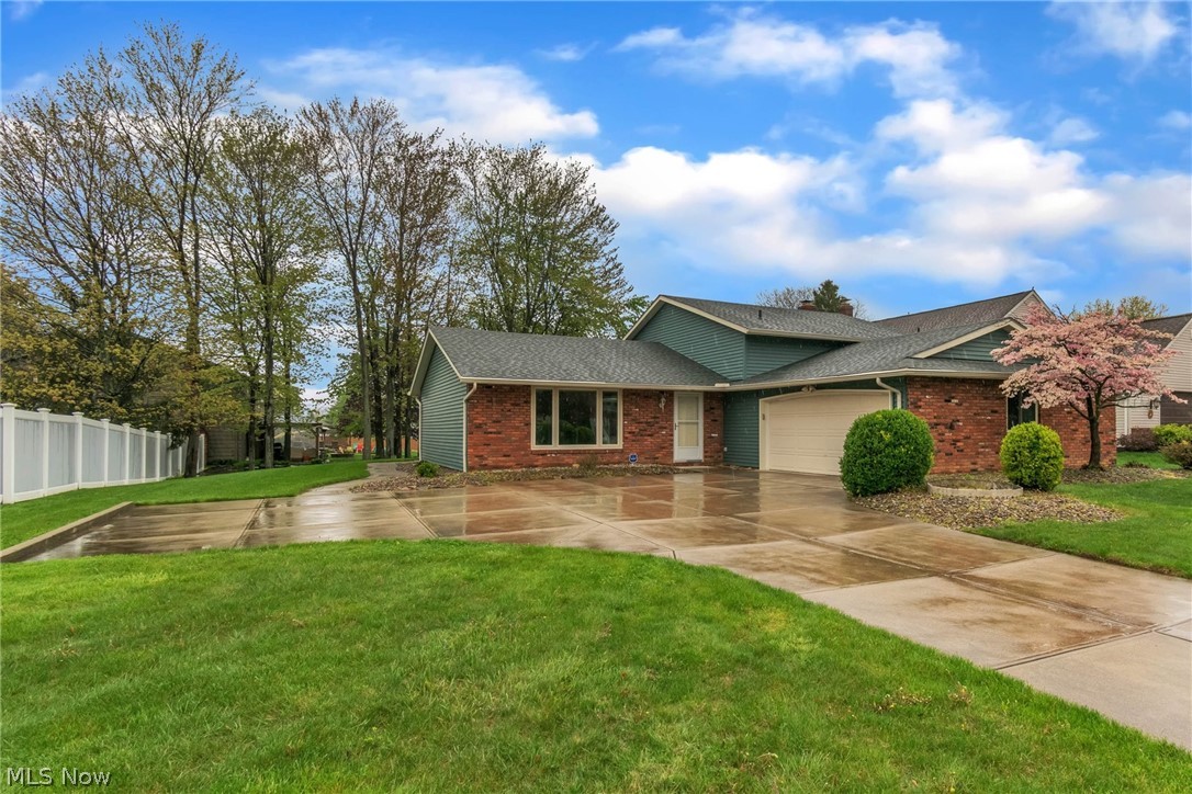 Hunting Mdws 12 - Residential