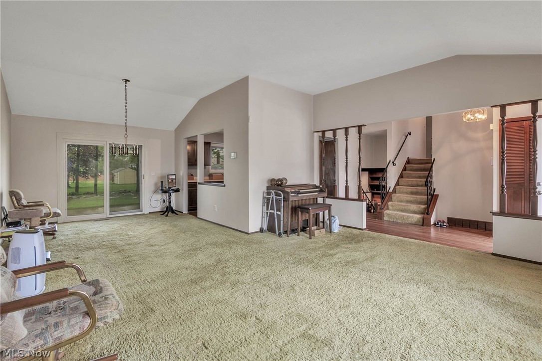 Hunting Mdws 12 - Residential