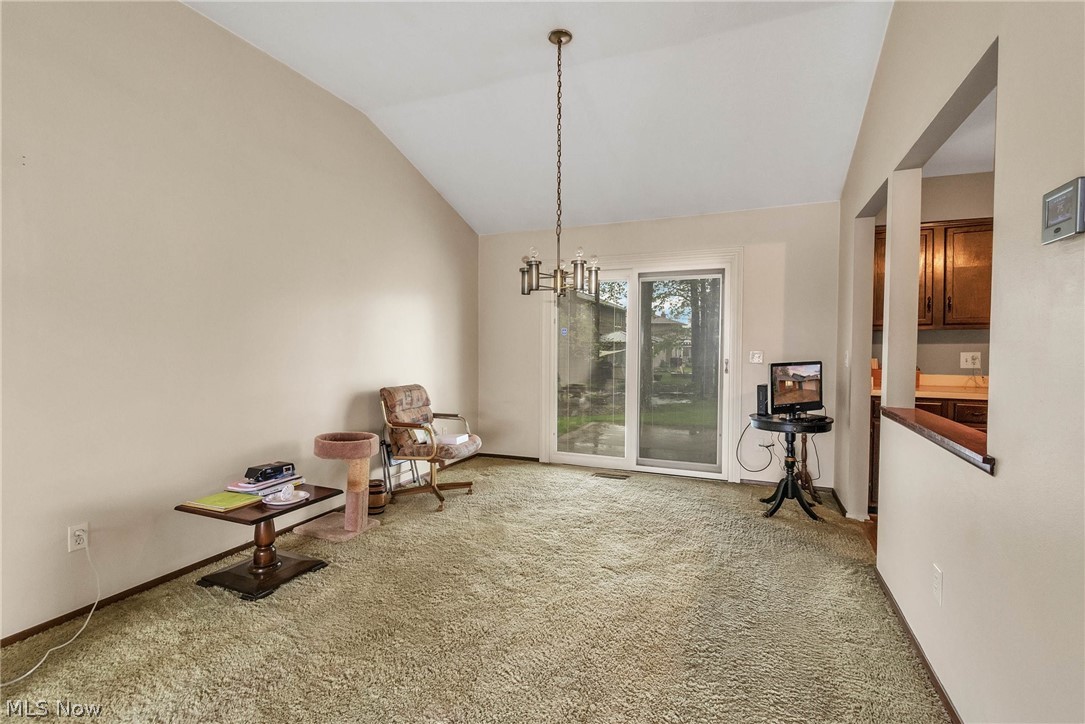 Hunting Mdws 12 - Residential