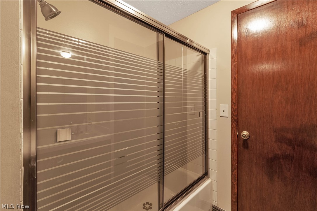 Hunting Mdws 12 - Residential