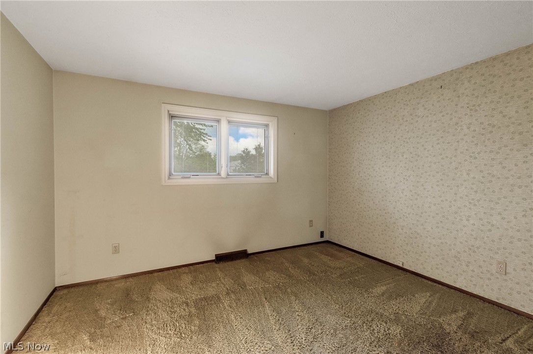 Hunting Mdws 12 - Residential