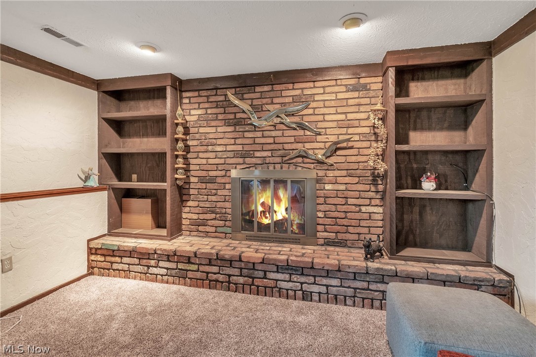 Hunting Mdws 12 - Residential