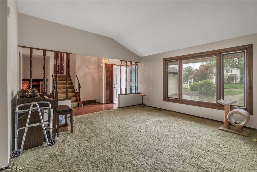 Hunting Mdws 12 - Residential