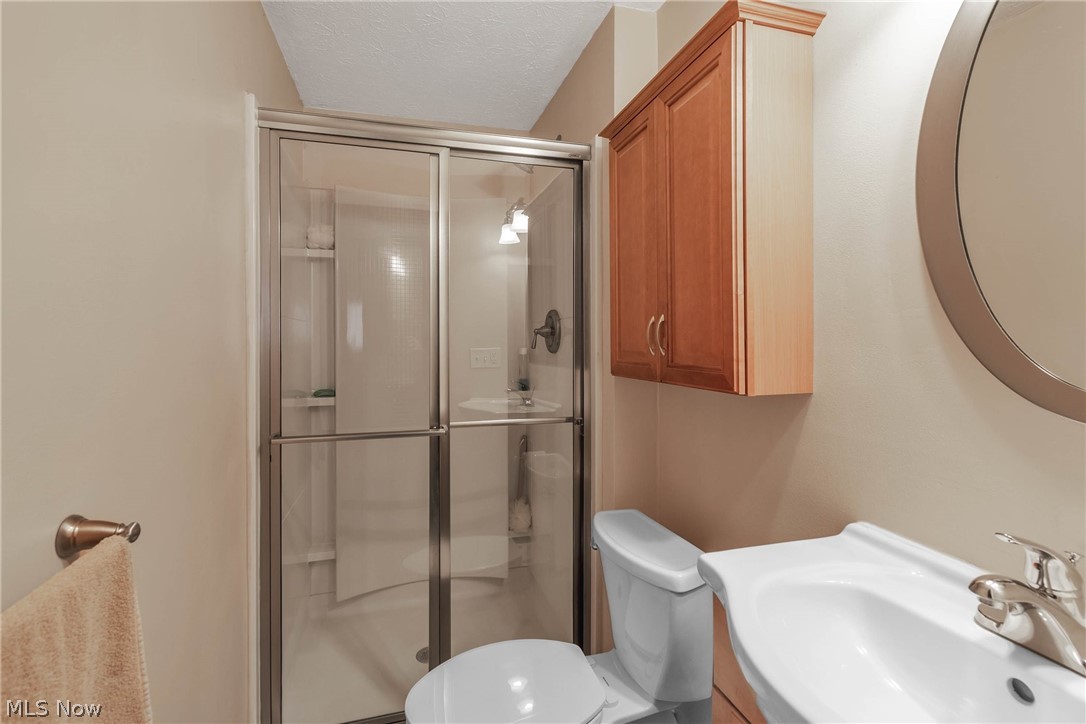 Hunting Mdws 12 - Residential