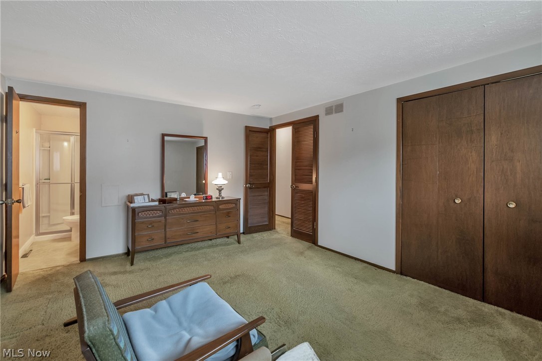 Hunting Mdws 12 - Residential