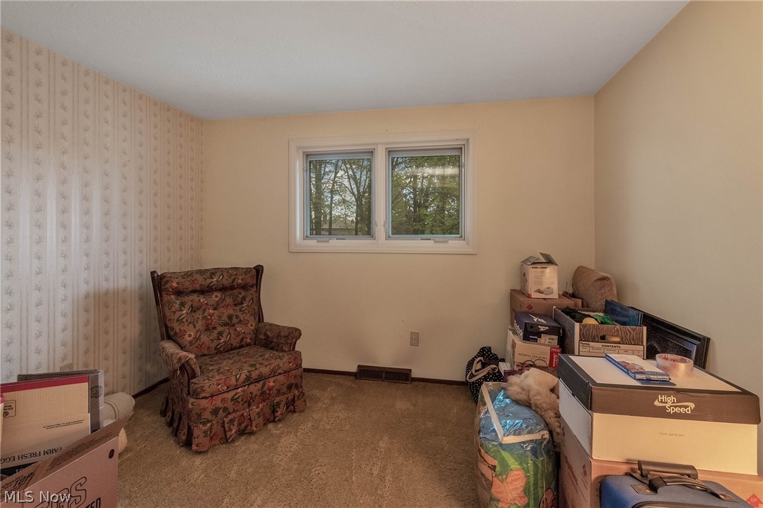 Hunting Mdws 12 - Residential